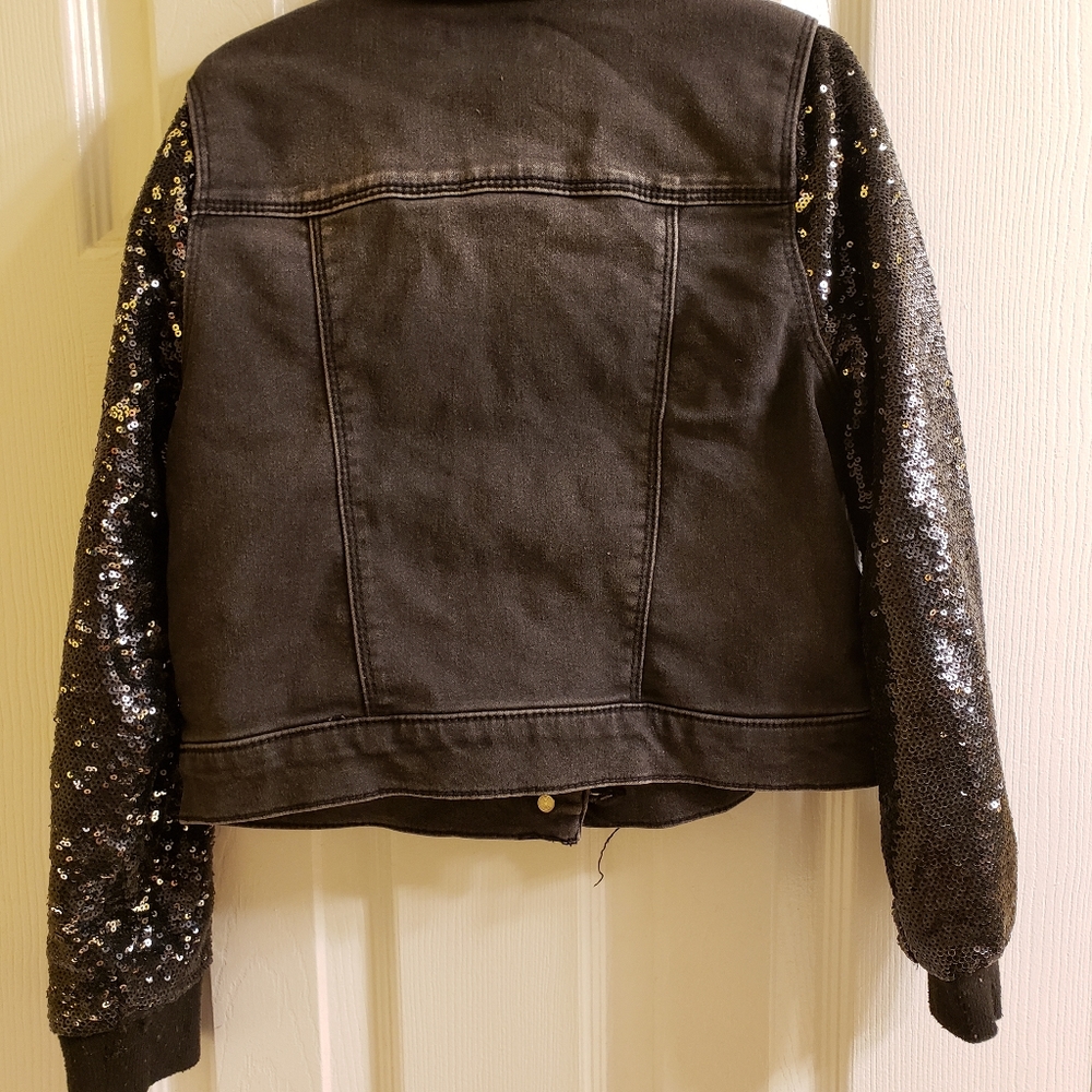 Jean jacket - Picture 2 of 3
